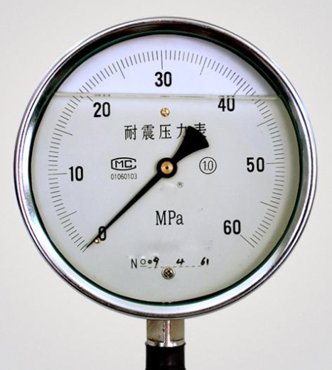 指針壓力表與數(shù)字壓力表的區(qū)別